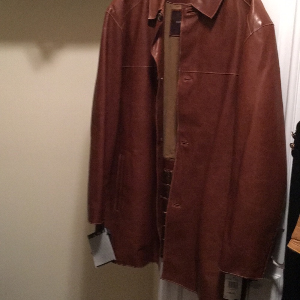 Brand new Andrew Marc leather coat size xl